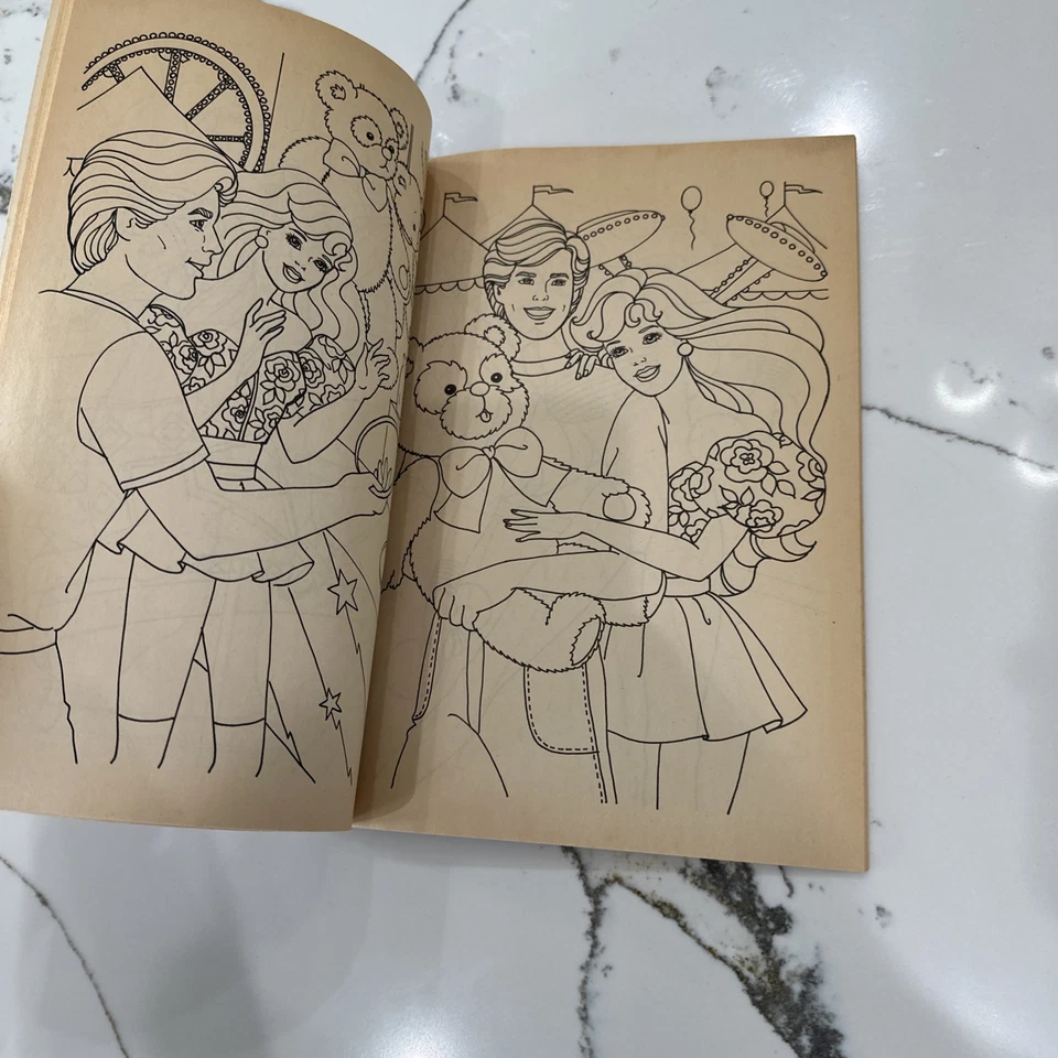 VTG 90's Golden Barbie Super Jumbo Coloring Activity Book 1994 UNUSED NEW READ - Image 4 of 4