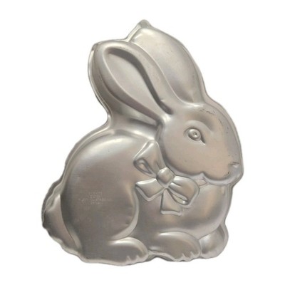 Wilton Bunny Rabbit Cake Mold Pan Birthday Cake Easter Aluminum Model 2105-175