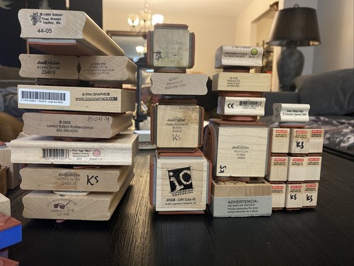 50+ Assorted Rubber Stamps Hands, Signs, Shapes, Cubes - Picture 9 of 10