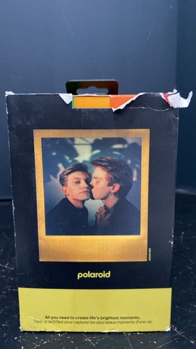 Polaroid Now Gen 2 Instant Camera + Color Photos DAMAGE BOX (A2) - Picture 3 of 4