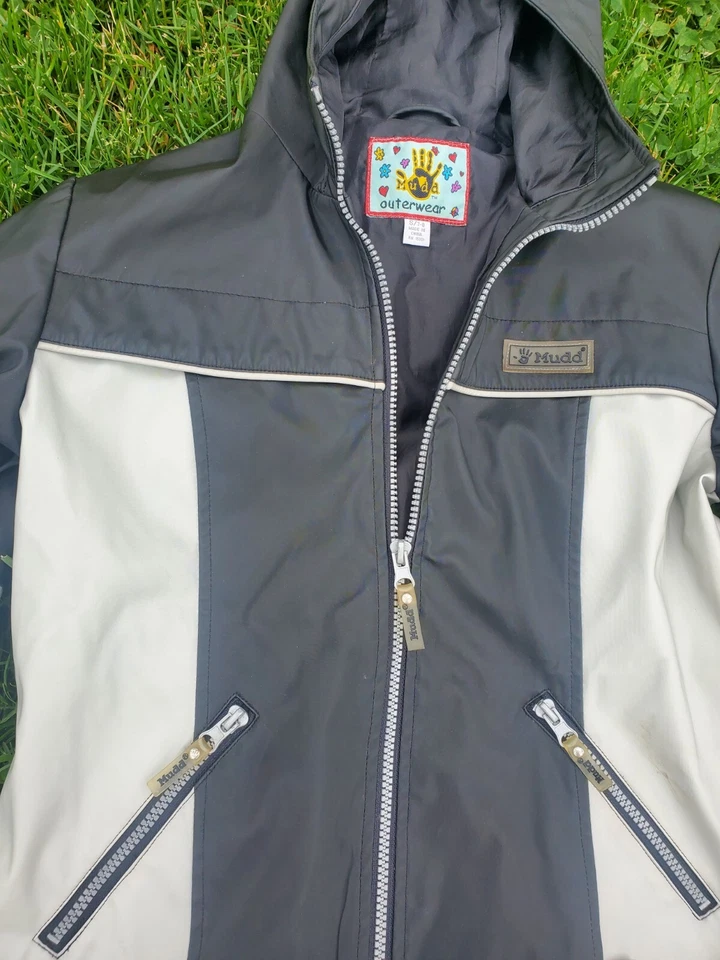 Винтажный грязи верхняя одежда девочек дождевик куртка размер 7/8 черный и серый Y2k - Изображение 3 из 4