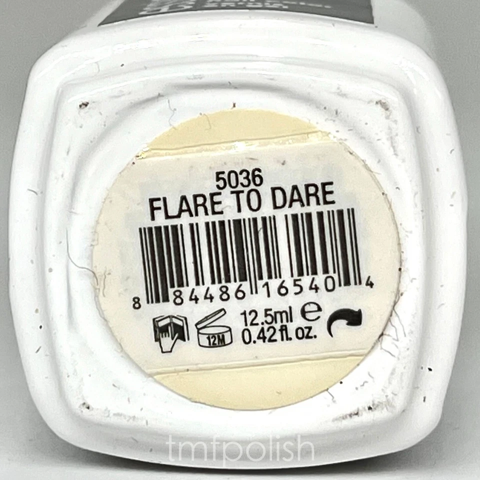Nuevo esmalte de uñas en gel Essie - Flare to Dare - tamaño completo Foto 3 de 3
