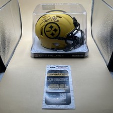 2017 Leaf Autographed Mini-Helmet Football 15