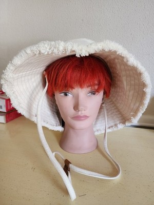 Hemlock Hat Co Coronado Bucket Hat Beige Medium/Large Unisex Outdoor Sun Cap NWT