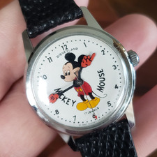Vintage Mickey Mouse 17 Jewels Mechanical Watch 33mm Case Display Back