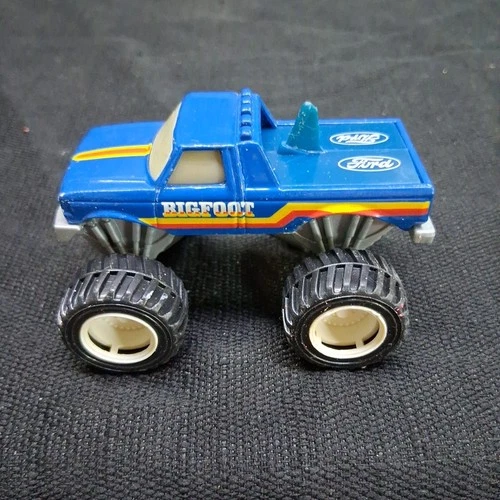 Vintage 1991 Mattel Hot Wheels Ford BIGFOOT Monster Truck Diecast Toy