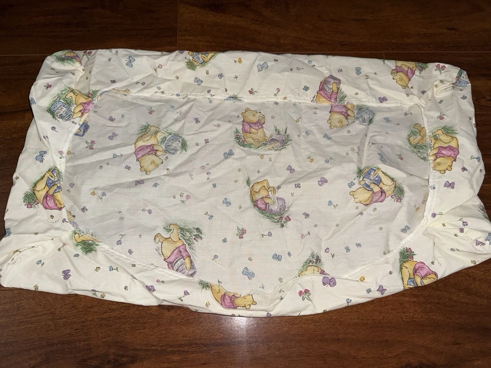 Juego de ropa de cama clásico vintage de moisés para bebé Pooh Winnie the Pooh borde de encaje infantil Foto 3 de 4