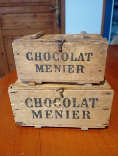 Lot De 2 Boîtes Anciennes Caisses En Bois Chocolat MENIER 22542 K 27 7324 K 54