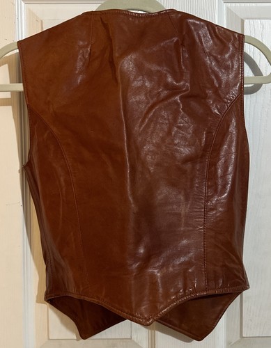 Girls Vtg 70s Georgetown Brown Leather Vest Size 11/12 Button Up Woman XS S - Picture 2 of 7