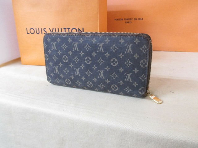 louis vuitton mini lin wallet