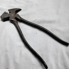 Crescent Fence Joint Pliers Staple Puller Corrugated Hammer Wire Cutter 1936-10