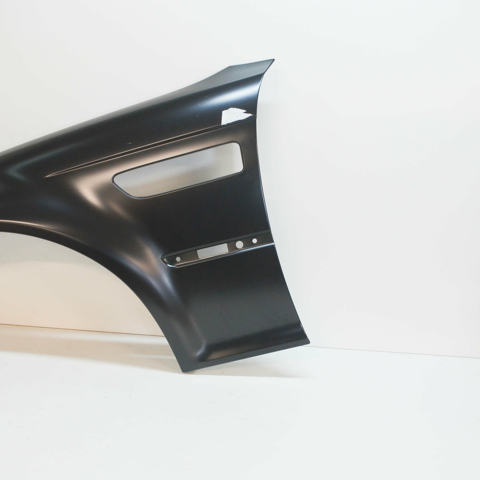 BMW M3 Coupe E46 Front Left Fender Side Panel 7894337 41357894337  