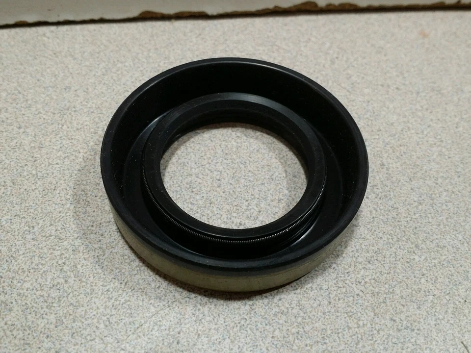 Sello de aceite y grasa de rueda trasero Pronto PT8660S, se adapta a vehículos enumerados en la tabla Foto 3 de 4