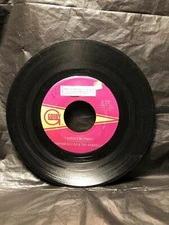1970 Martha Reeves & The Vandellas I SHOULD BE PROUD (45RPM 7” Single) (J272)