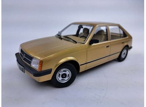 Opel Kadett D 1984 5 puertas dorado metálico Triple9 1800422 modelo 1:18 nuevo embalaje original - Imagen 1 de 2