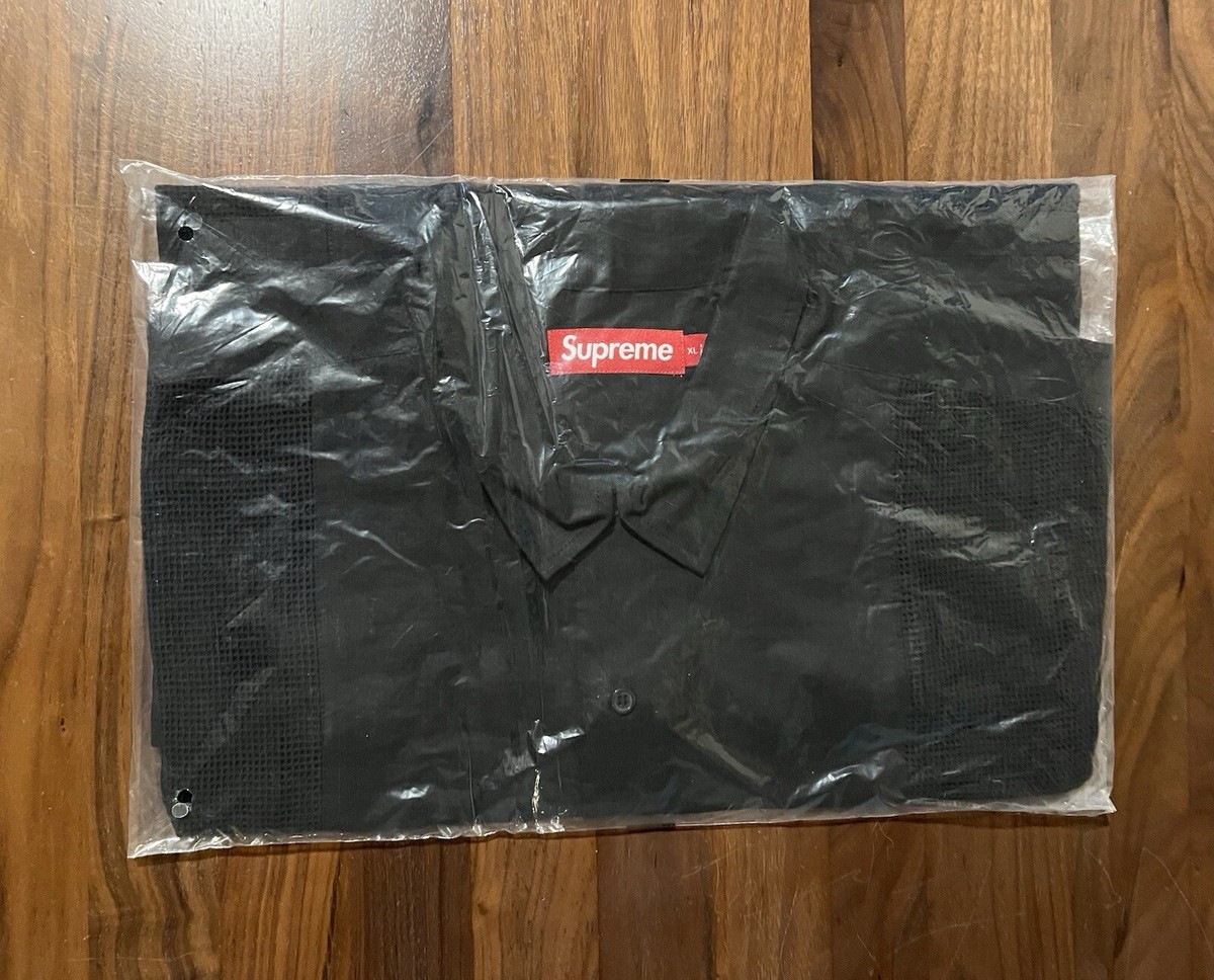 Supreme Mesh Panel Short Sleeve Linen Button Up Shirt in