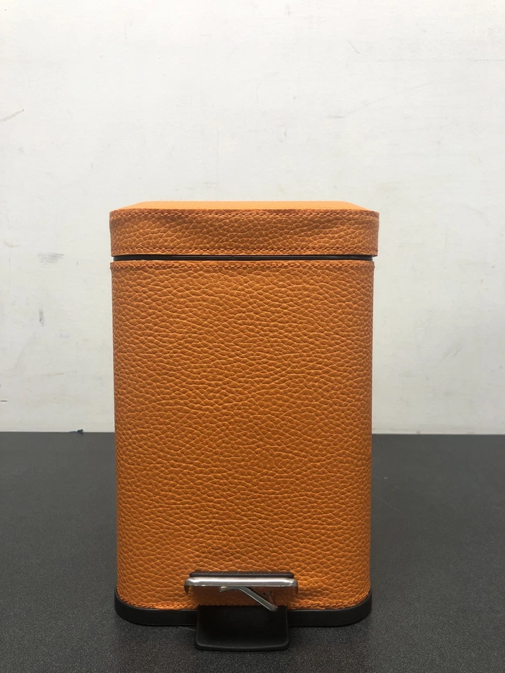 Cubo de basura cuadrado Gedy 2209-67, 2,2" L x 6,5" W, imitación cuero naranja Foto 2 de 2