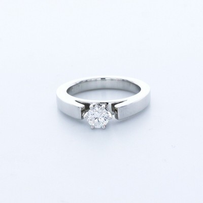0.5CT Natural Diamond E/VS2 Round Cut Platinum Six-Prong Classic Engagement Ring