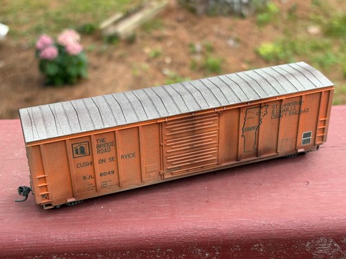 Coche de carga Roundhouse St. Johnsbury & Lamoille County 50' desgastado #8049 | Condition: Used