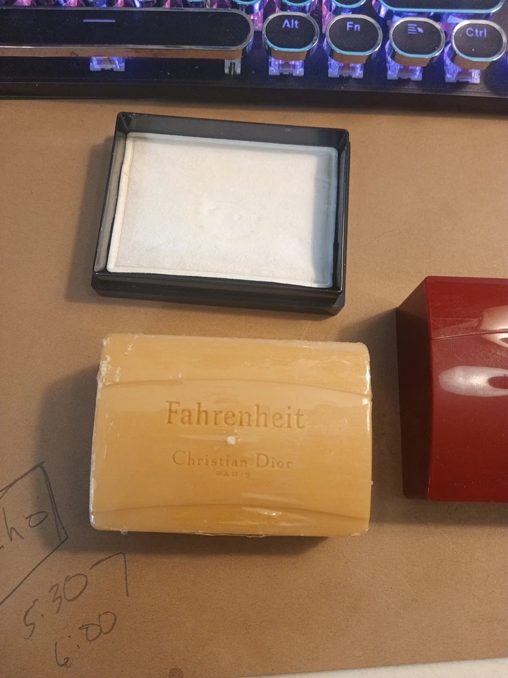 Christian Dior Bar JABÓN VINTAGE!!! HUELE BIEN!! ¡GRAN ARTÍCULO!! Foto 3 de 4