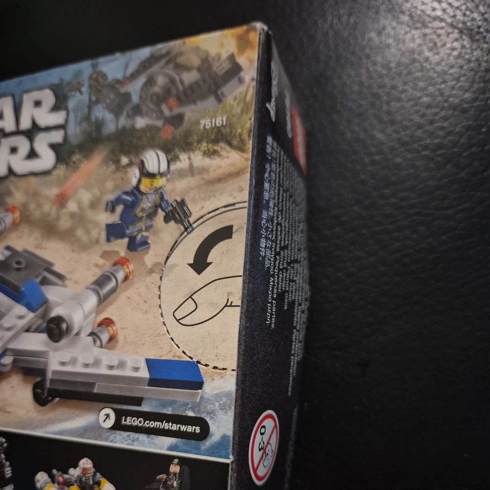 LEGO Star Wars 75160 U-Wing Microfighter Building - Image 4 of 4