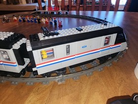 LEGO Trains: Metroliner (4558)