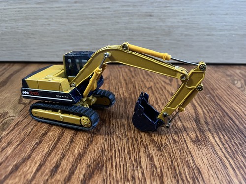 Komatsu PC100 Excavator - Shinsei 1:48 Scale Diecast Model #613 New - Picture 1 of 7