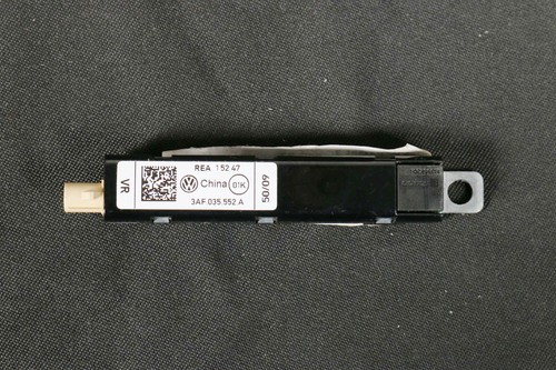 Antennenverstärker Verstärker rechts 3AF035552A AM FM digi Radio VW Passat 3C B7