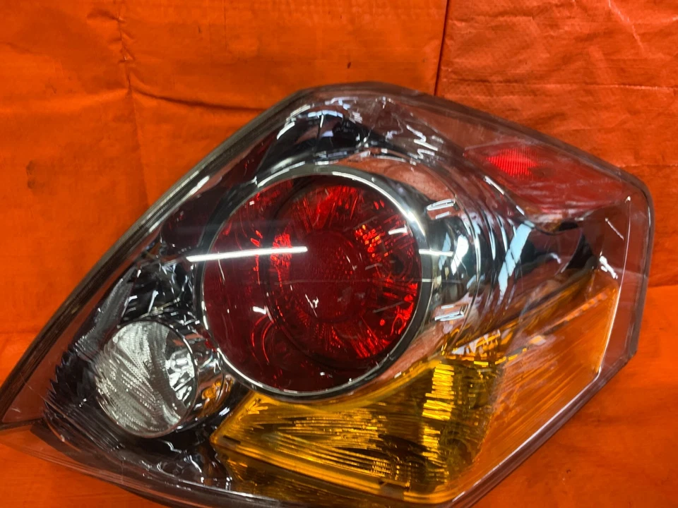 10-12 NISSAN ALTIMA - SOLO MODELO SEDÁN - LUZ TRASERA DERECHA PASAJERO LÁMPARA DERECHA DERECHA RH Foto 4 de 4