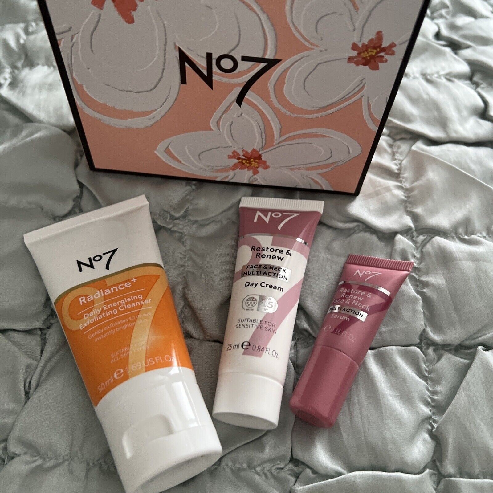 No7 Skincare 3in1 Gift Set Exfoliating Cleanser, Day Cream & Face