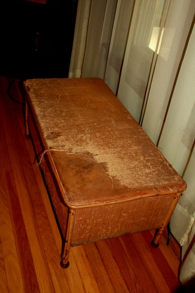 Baúl de almacenamiento de patas de bambú vintage pieza de acento decorativo 41" x 19" x 26"h Foto 4 de 4