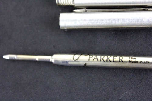 PARKER IM Modello Classica Penna a Sfera Ricarica Strumenti da Scrittura Nero Buono - Foto 11 di 12
