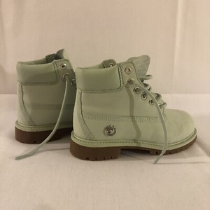 light green timberlands