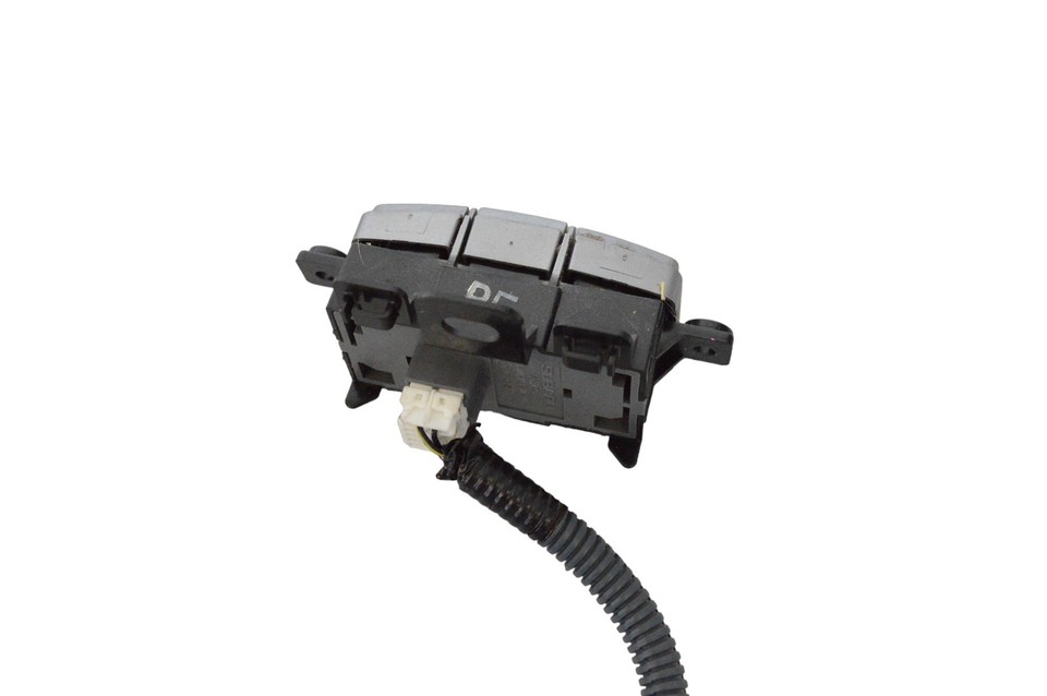 Toyota GT86 Traction Control VSC Sport Switch 15703R ZN6 2015 RHD