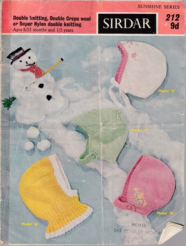 Sirdar 212 Vintage Original Baby Strickanleitung Babyhauben & Helme DK