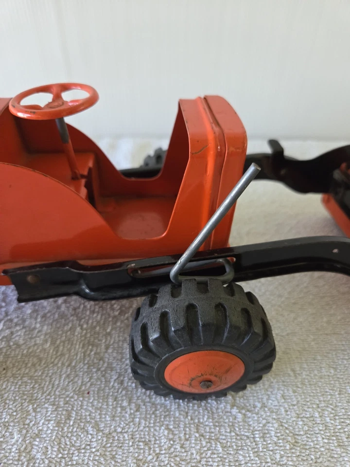 Cargador HI-LIFT de acero prensado Marx Lumar de colección Foto 3 de 4