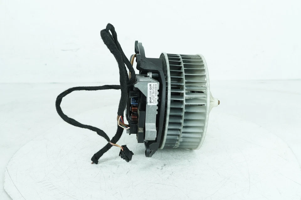 03-11 Mercedes W211 E500 CLS550 E55 AMG OEM A/C Heater Blower Motor Fan 5105 - Image 4 of 4