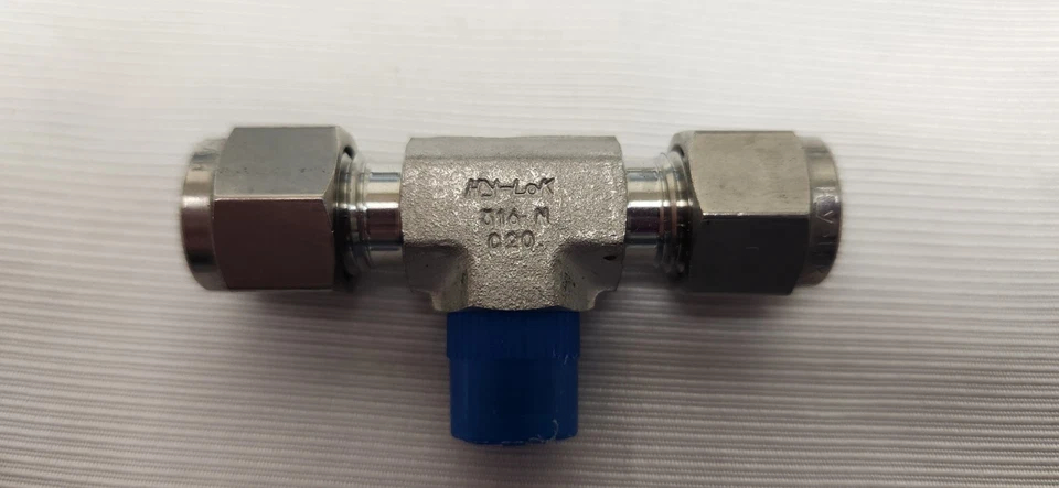 Hy-lok 316 SS 1/4" Compression Male Branch Tee 1/8" MNPT CBTM4-2N-S316 Qty 8 - Image 4 of 4