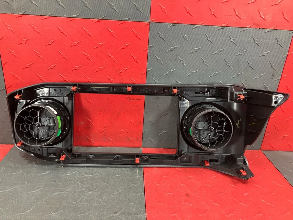 2016 Toyota Tacoma Center Dash Radio Trim Bezel GraphiteFD15 OEM#55405-04130 - Imagem 4 de 4