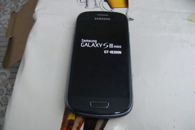 Samsung Galaxy S III mini GT-I8200N