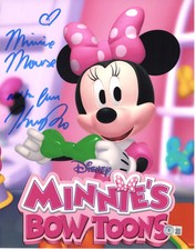 Kaitlyn Robrock signed 11x14 Photo Disney Minnie Mouse Beckett Authentication