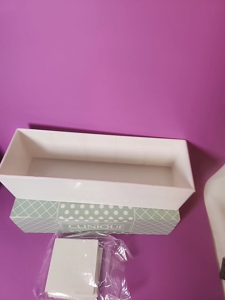 复古 Clinique 化妆口红托盘梳妆收纳盒存储塑料白色全新带盒 — 第 2/4 张图片