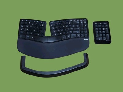   Microsoft Sculpt Ergonomisches Kabelloses Tastatur  (QWERTZ-Layout)