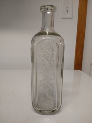 Antique Dr. Peter Fahrney & Sons Co. FORNI'S ALPENKRAUTER BLUTBELEBER Bottle USA