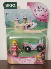 Brio 33314 Disney Princess Sleeping Beauty  Wagon Magnetic Connecting Train Car
