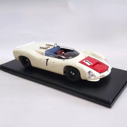 Matrix 1/18 model Porsche 910/8 Bergspyder #1 Mitter 1967 - Picture 5 of 5