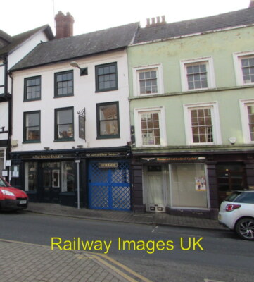 Photo Pub - Grade II listed Spread Eagle Hereford city centre c2017
