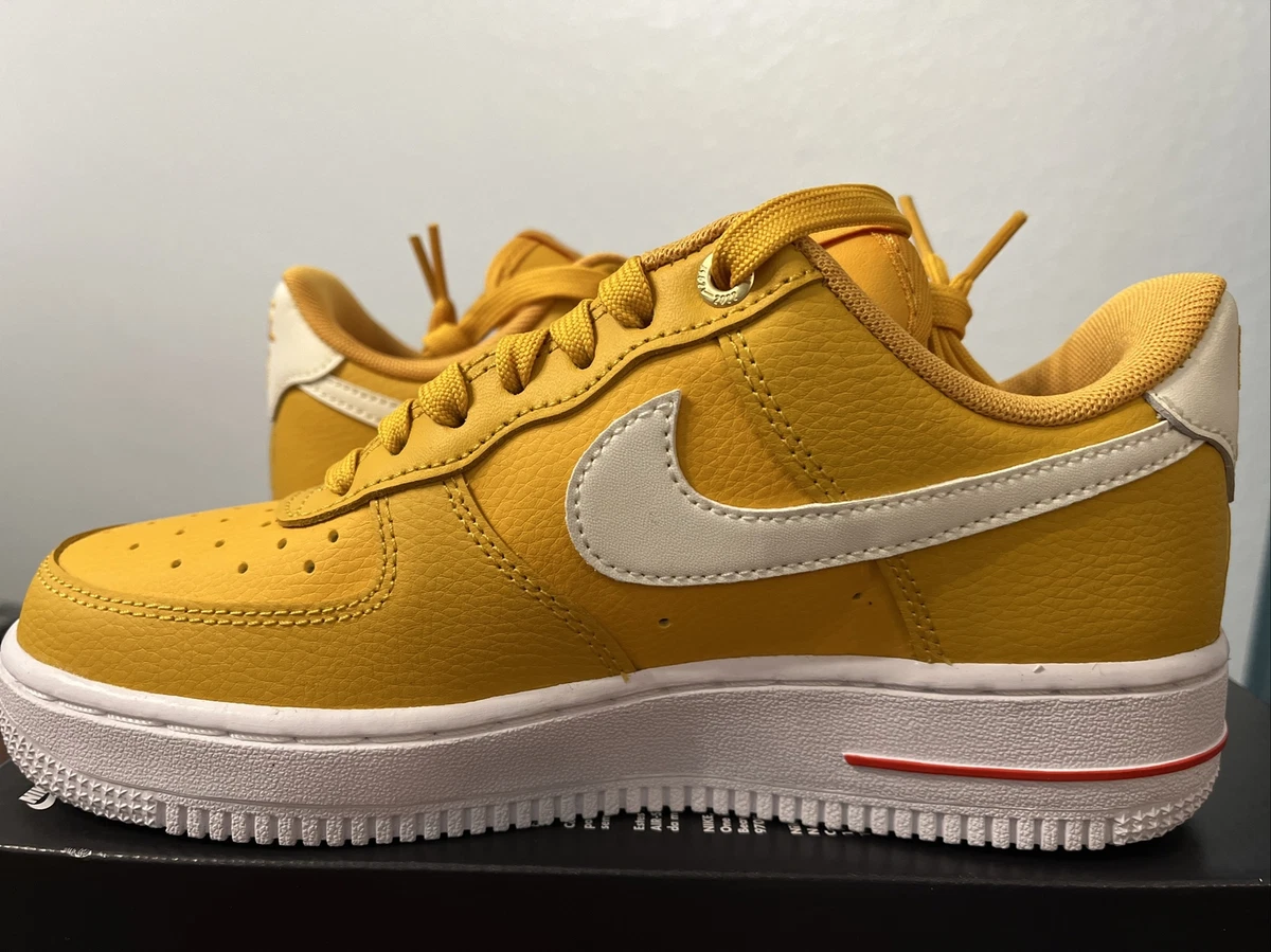 Nike air force 2025 1 07 se yellow