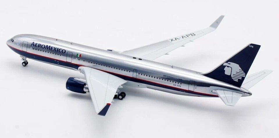 AeroMexico / Boeing 767-3Q8/ER / XA-APB / IF763AM1123P / 1:200 - Image 4 of 4