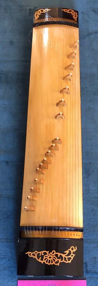 GU ZHENG 18 CUERDAS SKYLARK ARPA CHINA Y ESTUCHE REPÚBLICA POPULAR DE CHINA Foto 3 de 4